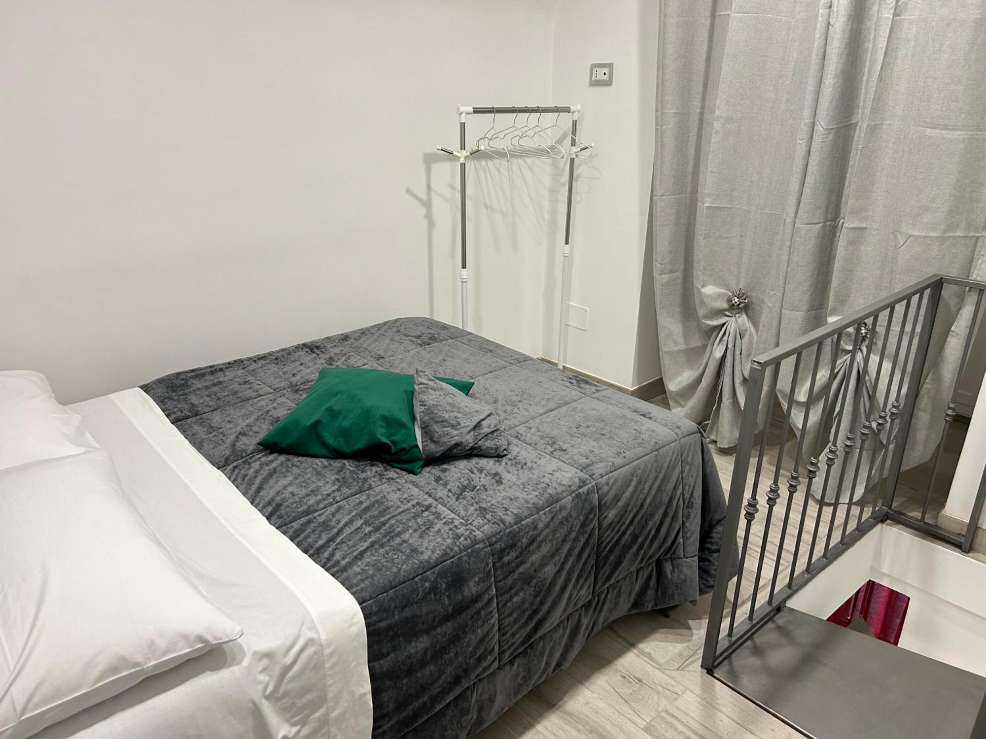 House Diva Apartman Nápoly Kültér fotó